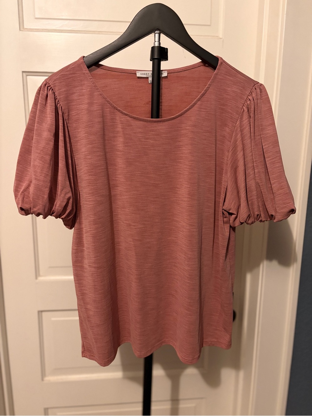 Green Envelope Puff Sleeve Top in Dusty Rose